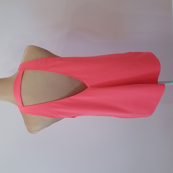 Fabletics pink active tank top - Picture 5 of 14